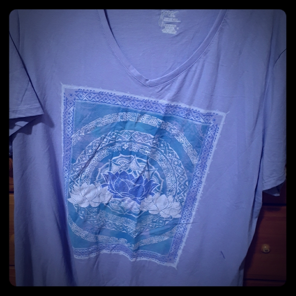3 Just My Size graphic vnecks